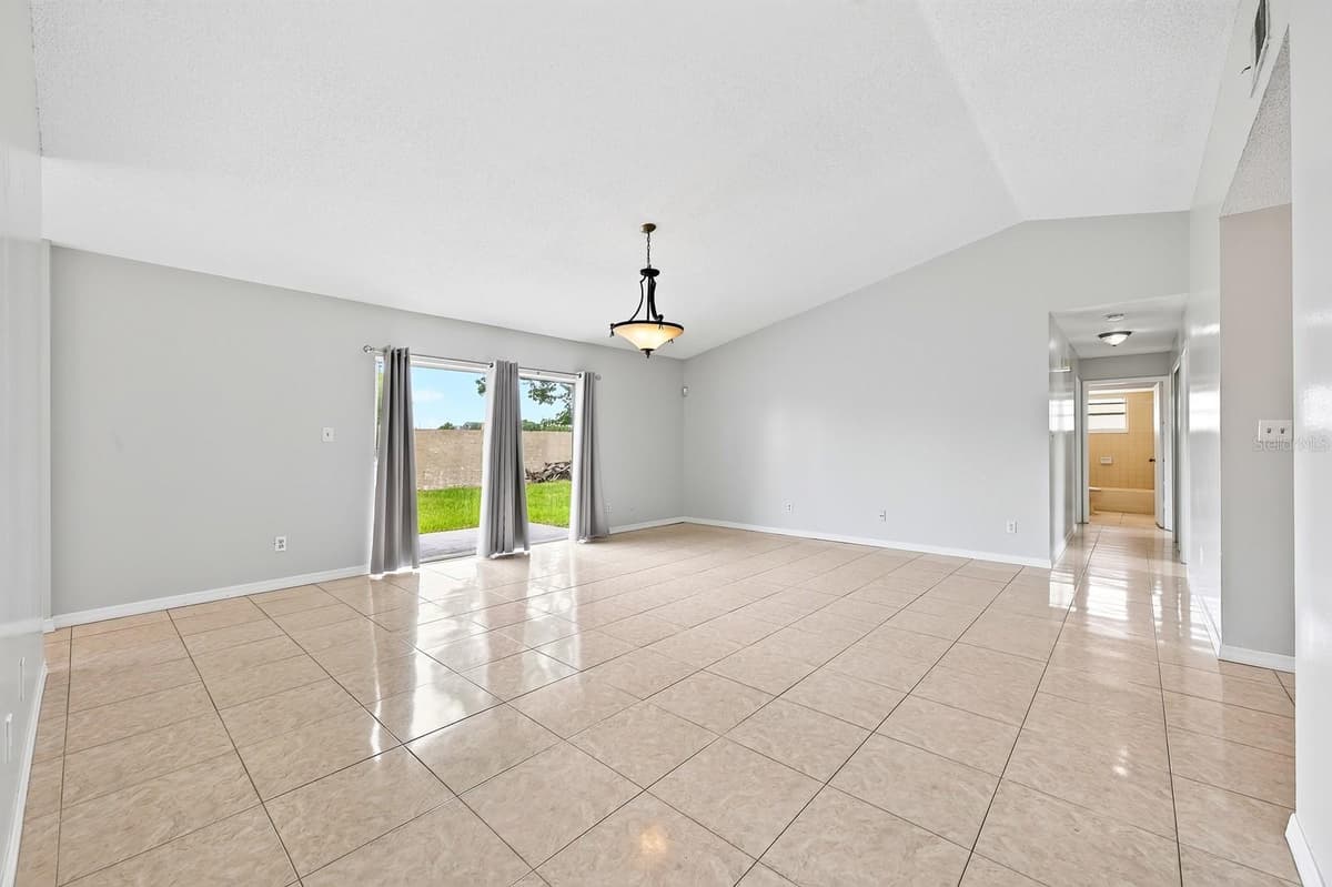 2790 MUSCATELLO STREET — photo 6 of 34