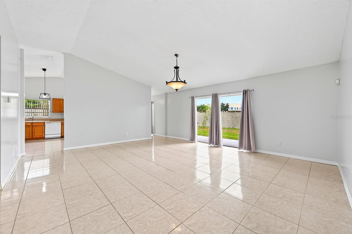 2790 MUSCATELLO STREET — photo 14 of 34