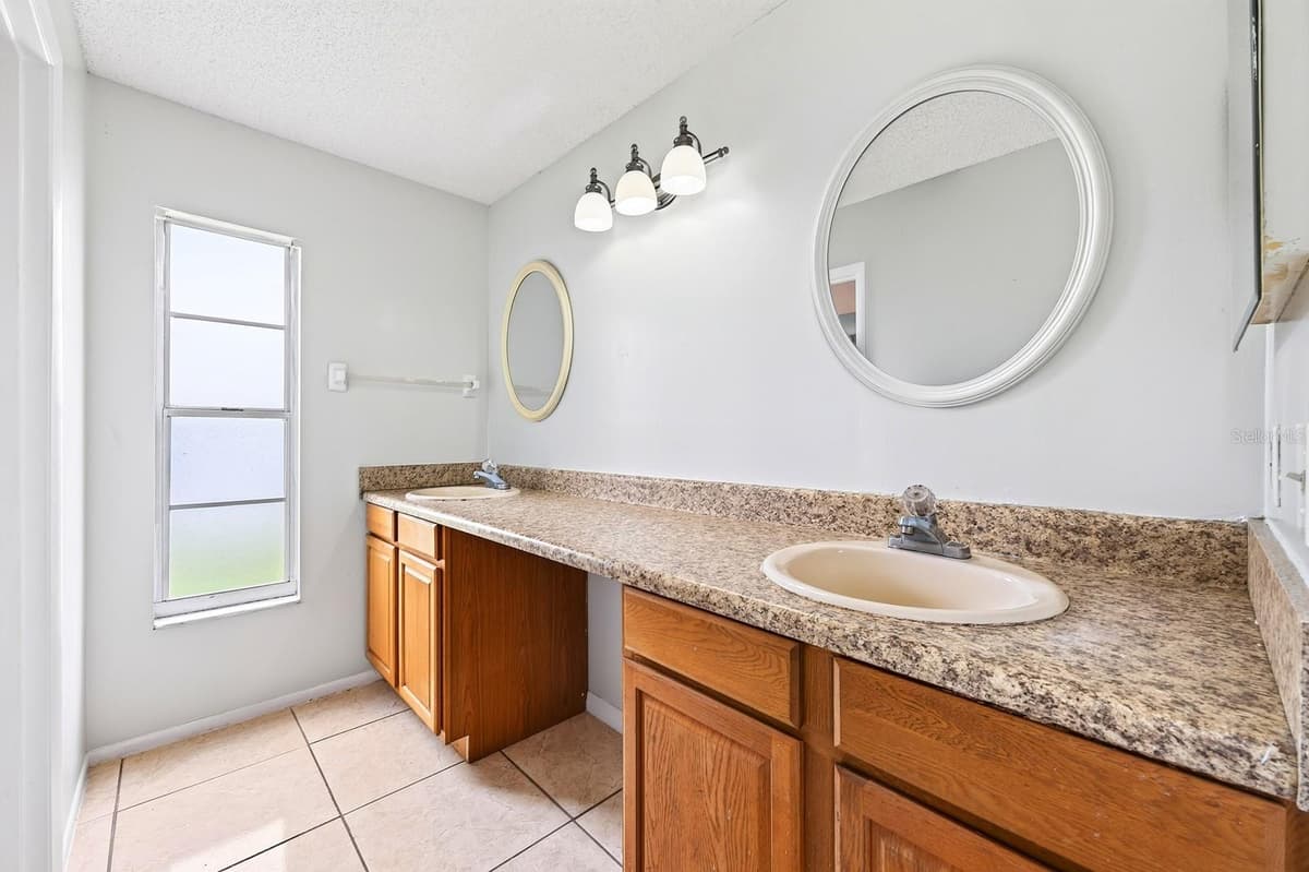 2790 MUSCATELLO STREET — photo 19 of 34