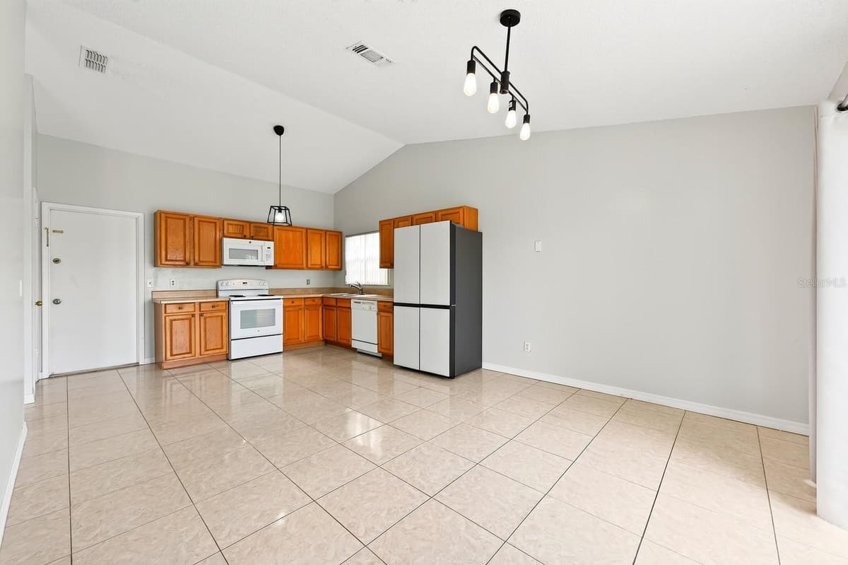 2790 MUSCATELLO STREET — photo 12 of 34