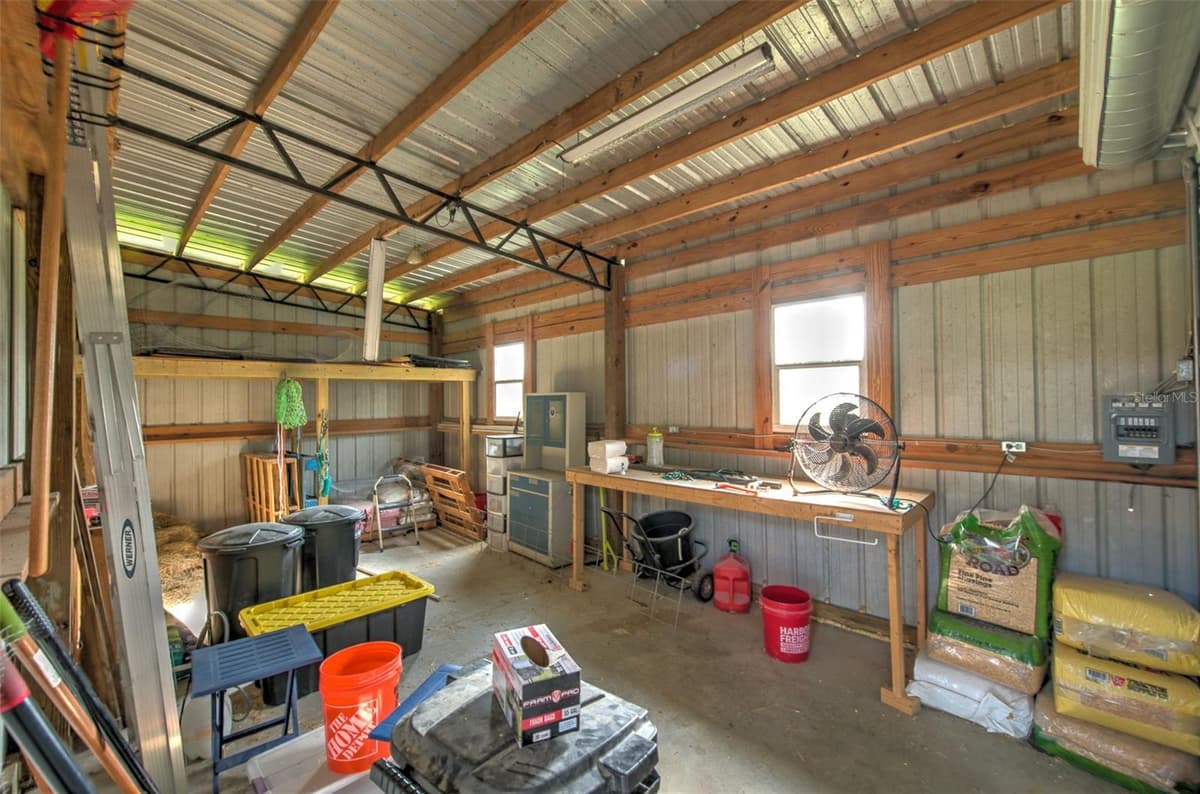 16520 SPRING VALLEY ROAD — photo 33 of 38