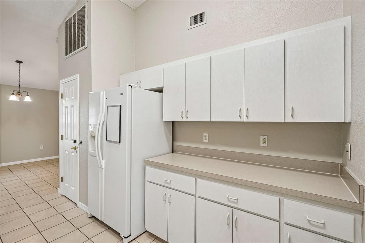 4871 CEDAR VIEW DRIVE — photo 18 of 51