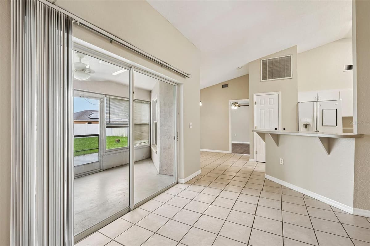 4871 CEDAR VIEW DRIVE — photo 12 of 51