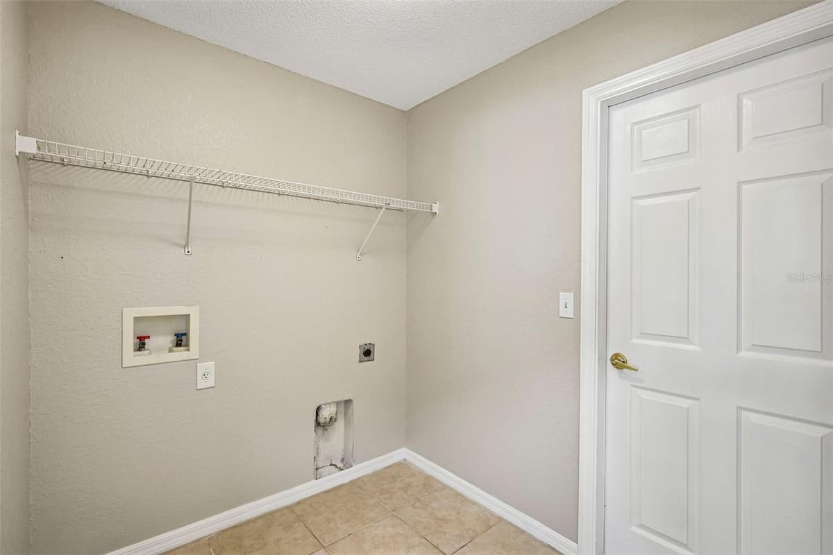 4871 CEDAR VIEW DRIVE — photo 44 of 51