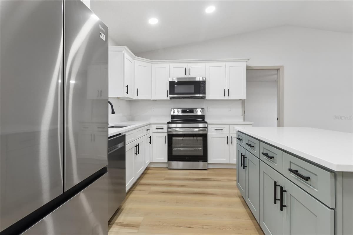 10341 CASPIAN STREET — photo 7 of 22