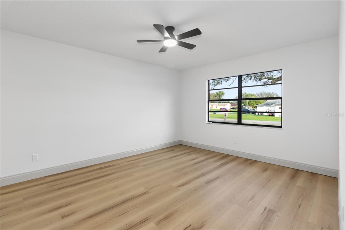 10341 CASPIAN STREET — photo 10 of 22