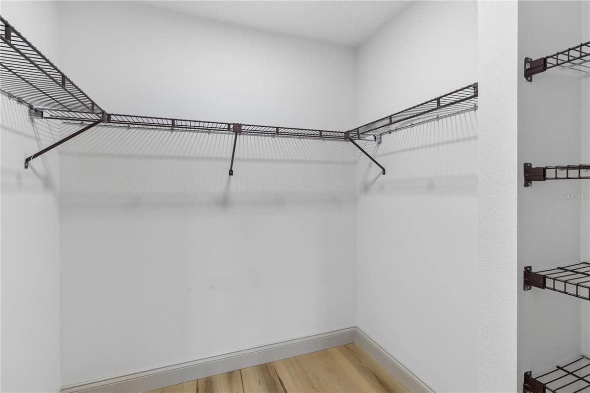 10341 CASPIAN STREET — photo 17 of 22