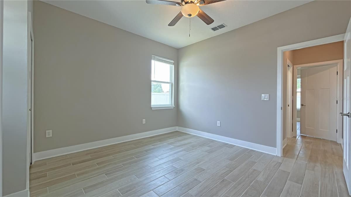 1433 LAMBERT STREET — photo 33 of 44
