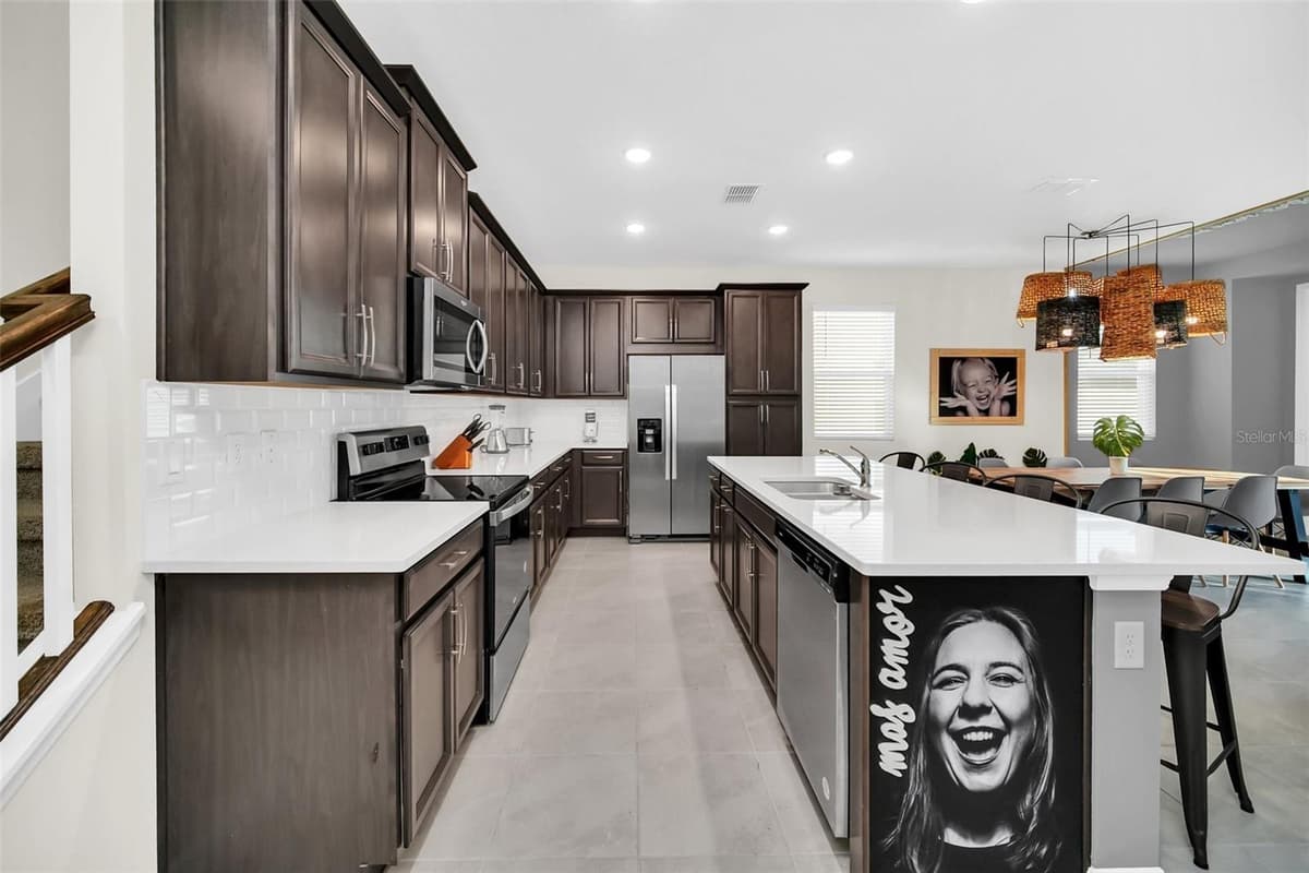 1672 TROPICAL PALMS CIRCLE — photo 6 of 46