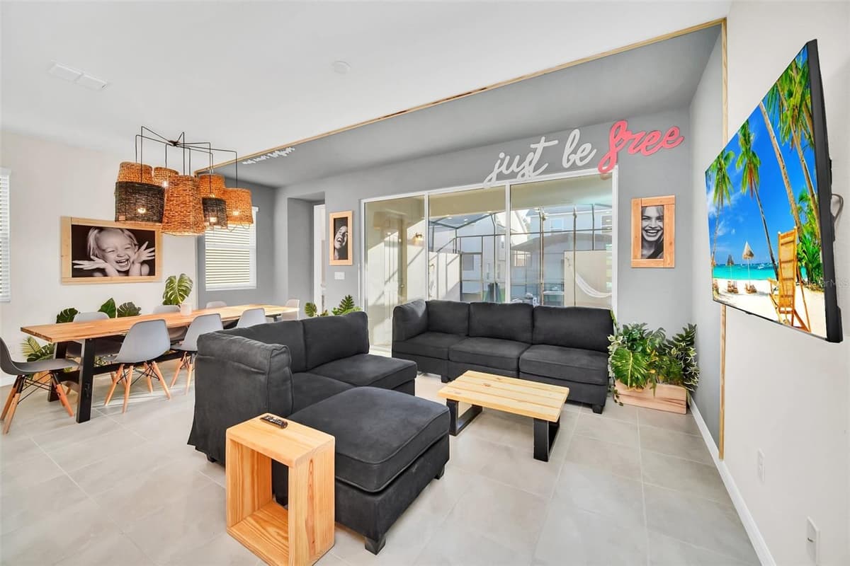 1672 TROPICAL PALMS CIRCLE — photo 13 of 46