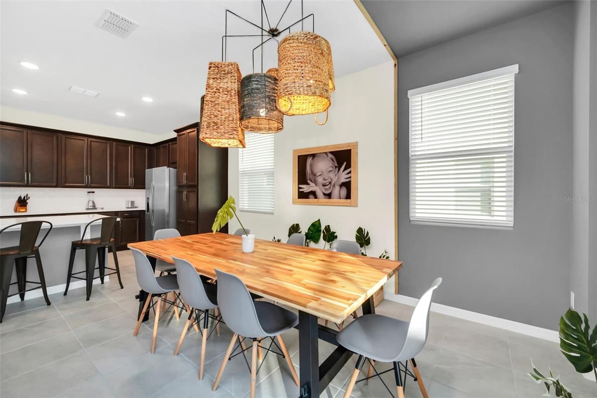 1672 TROPICAL PALMS CIRCLE — photo 18 of 46