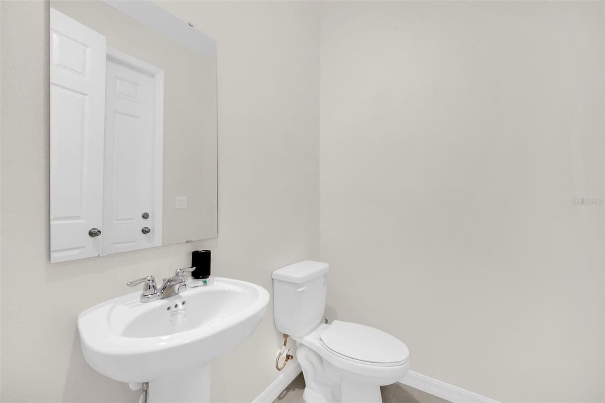 1672 TROPICAL PALMS CIRCLE — photo 21 of 46
