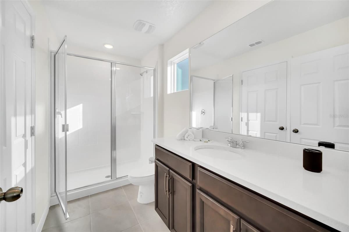 1672 TROPICAL PALMS CIRCLE — photo 26 of 46