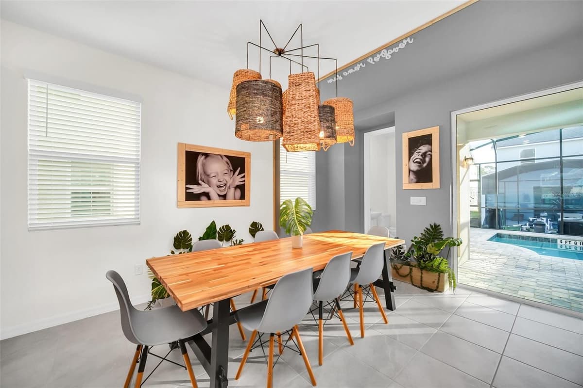 1672 TROPICAL PALMS CIRCLE — photo 15 of 46