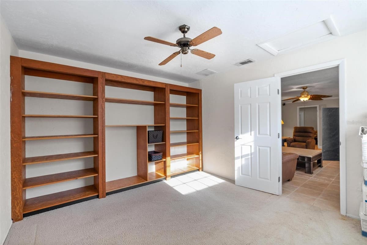 806 SPARROW AVENUE — photo 34 of 46