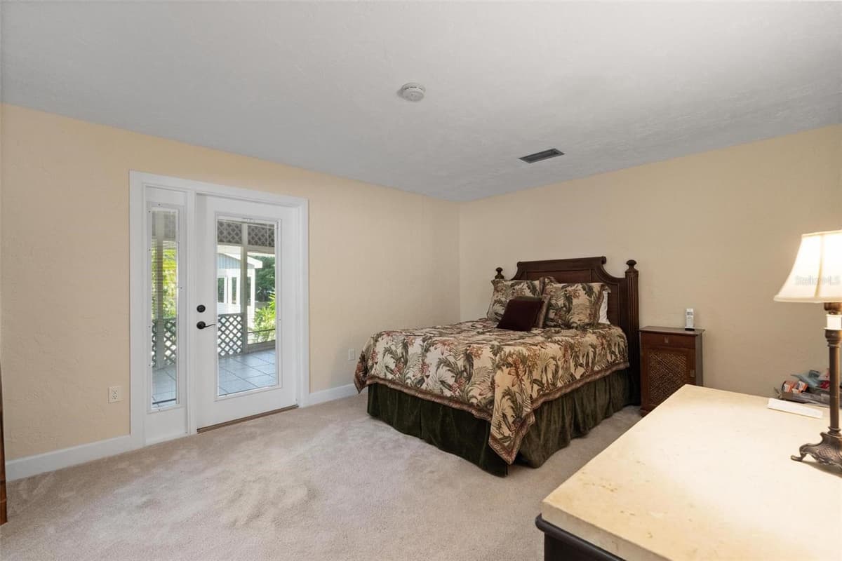 806 SPARROW AVENUE — photo 21 of 46