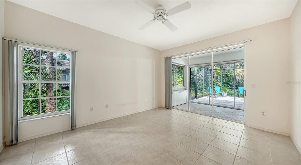 2929 SANDRINGHAM PLACE — photo 11 of 41