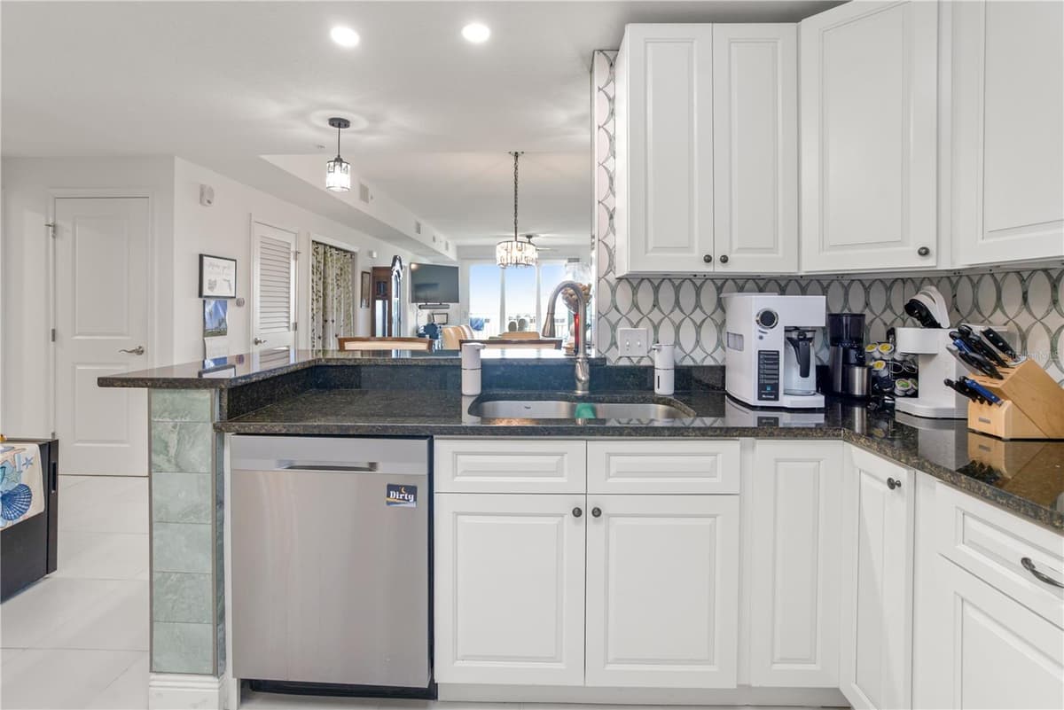 735 PILOT LANE — photo 8 of 50