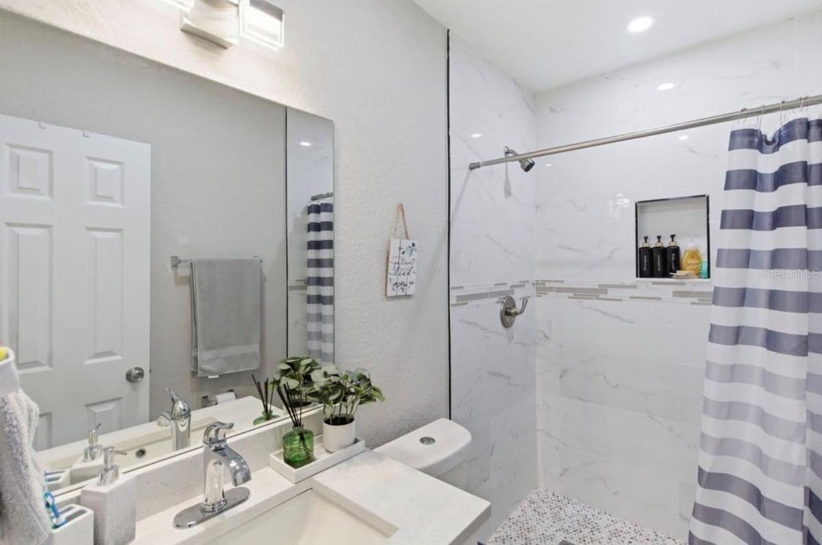 2717 CHERRY STREET — photo 9 of 19