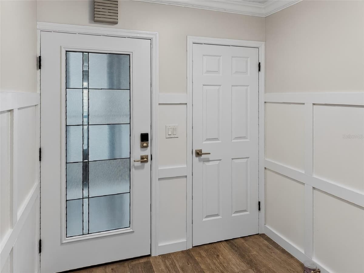 1111 BAYSHORE BOULEVARD — photo 4 of 45
