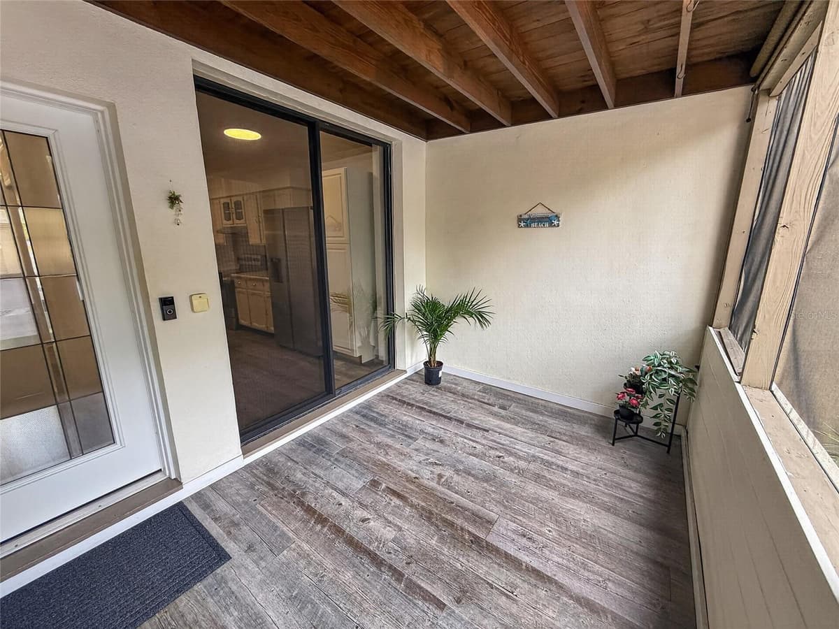 1111 BAYSHORE BOULEVARD — photo 3 of 45