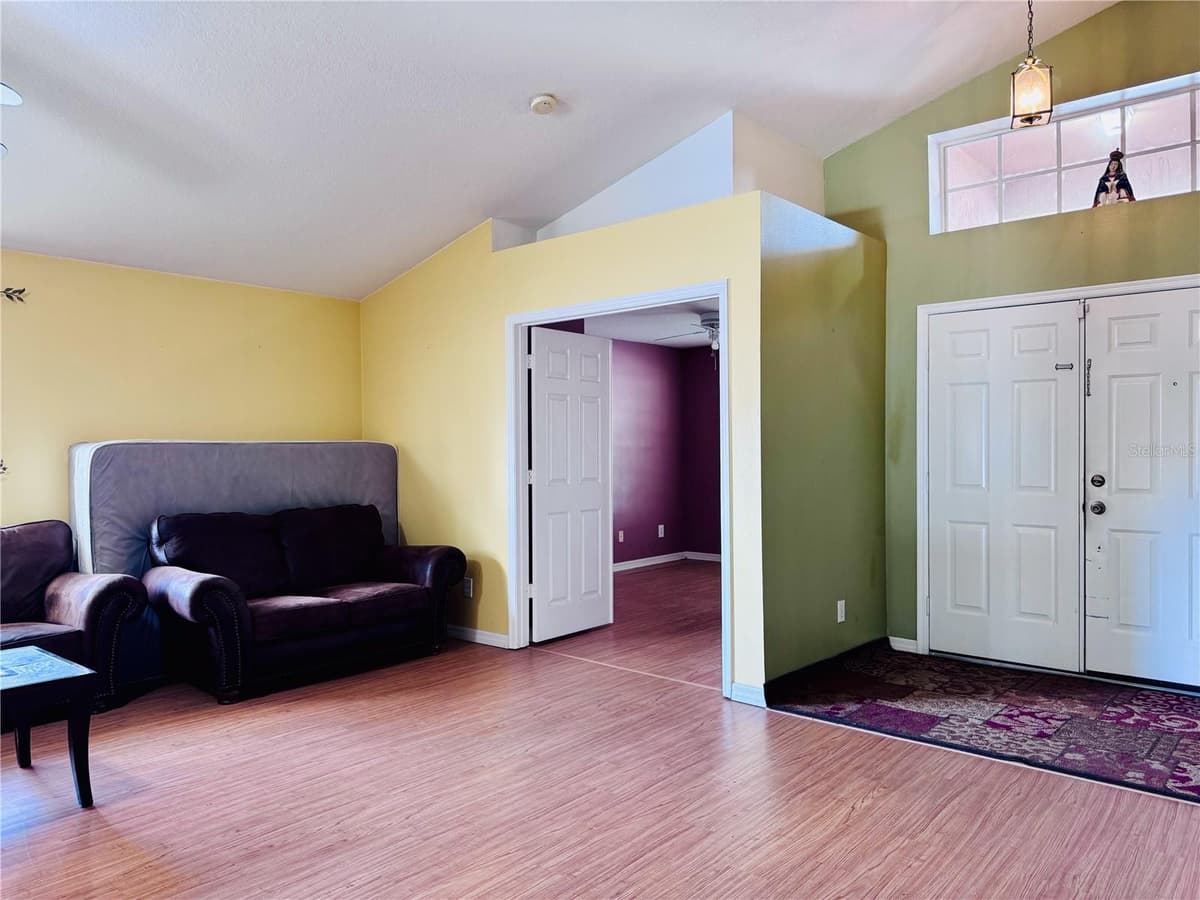 343 LYTTON CIRCLE — photo 12 of 58