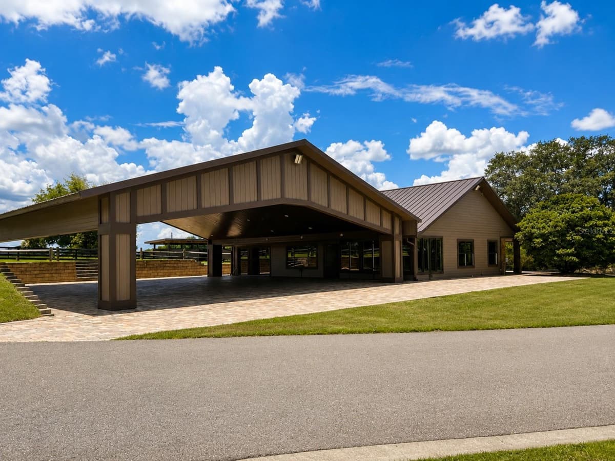 6820 COUNTY ROAD 561 — photo 4 of 38
