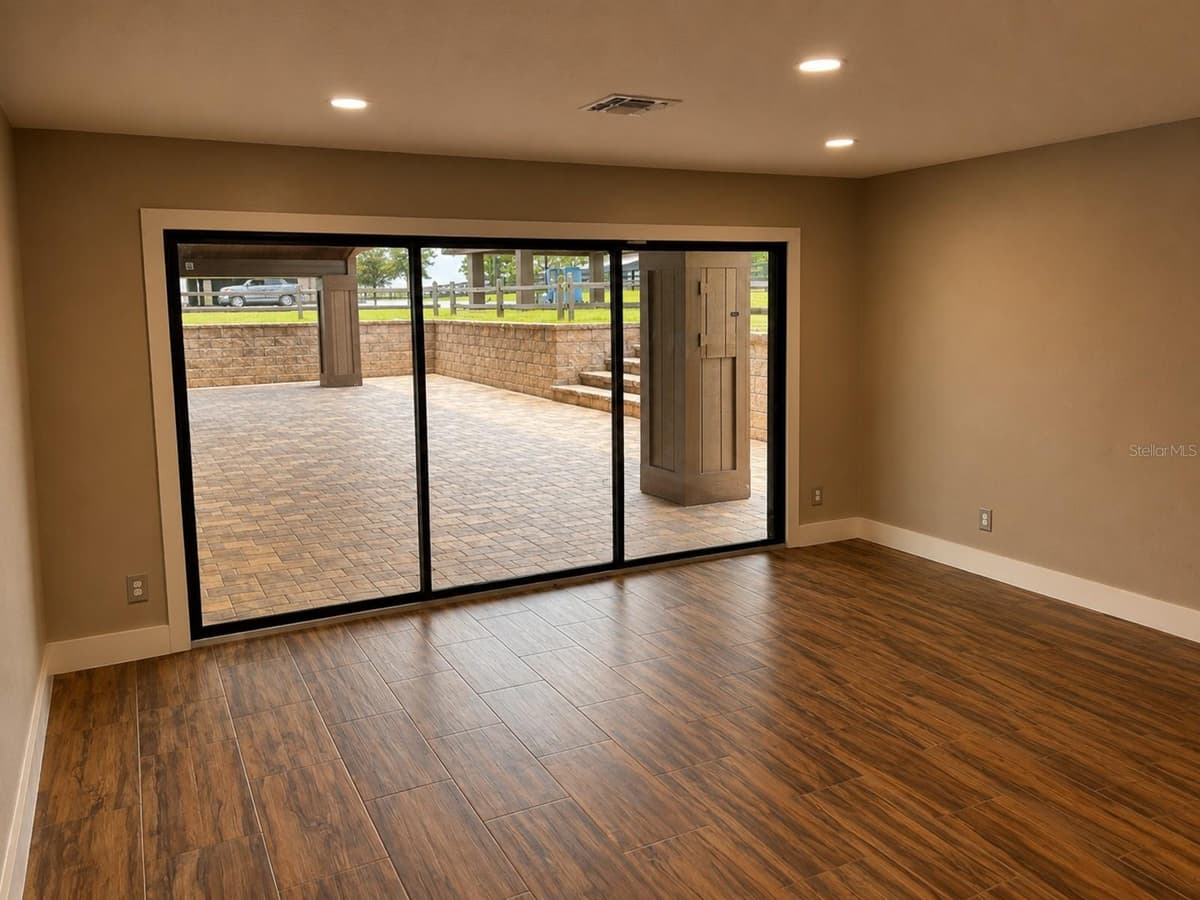 6820 COUNTY ROAD 561 — photo 14 of 38