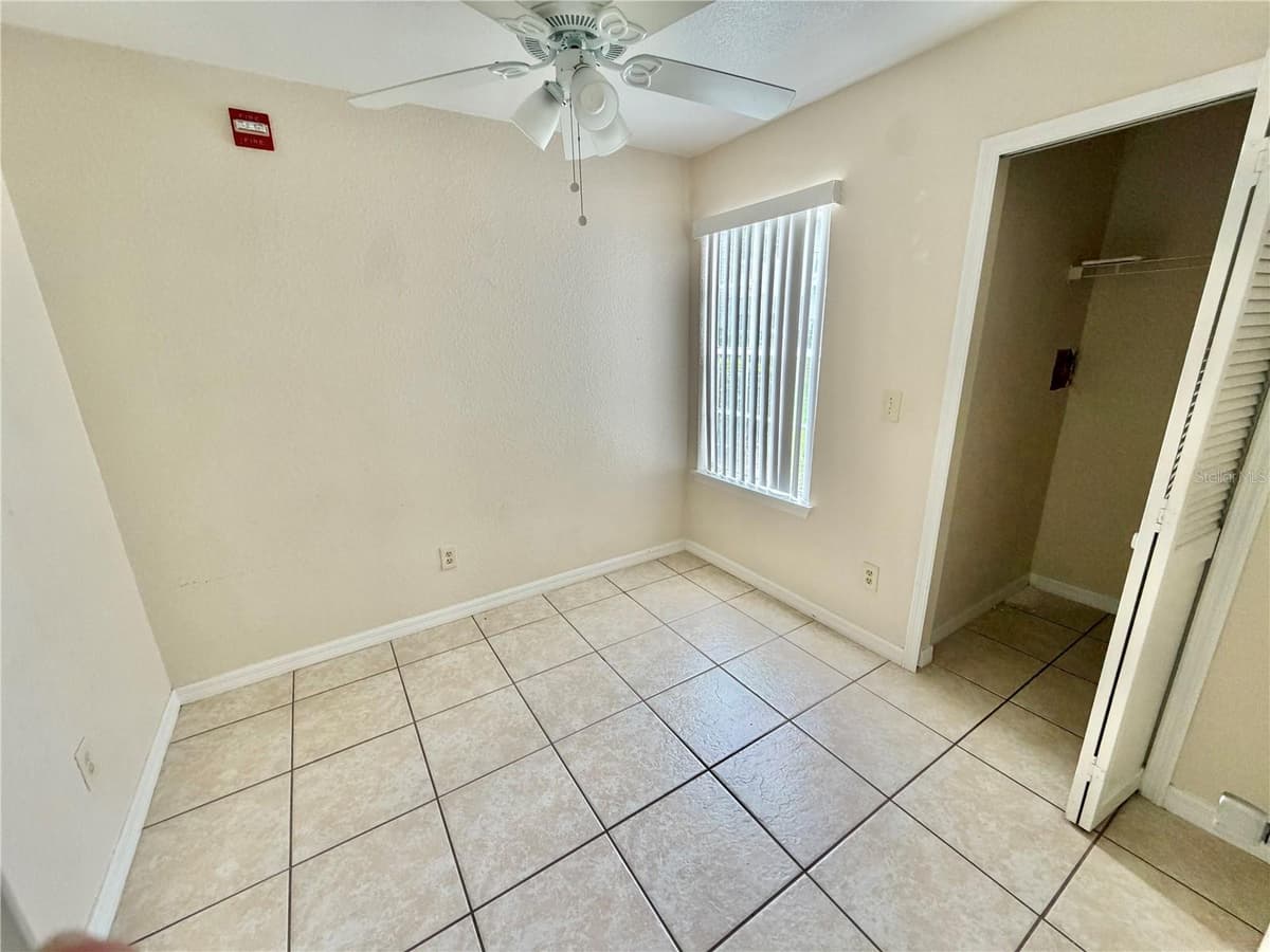2550 ALAFAYA TRAIL — photo 6 of 16