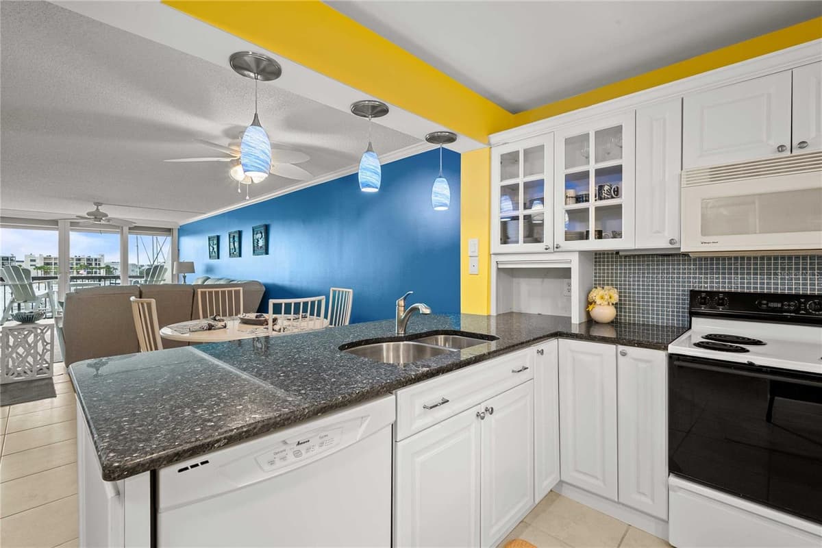 9525 BLIND PASS ROAD — photo 7 of 49