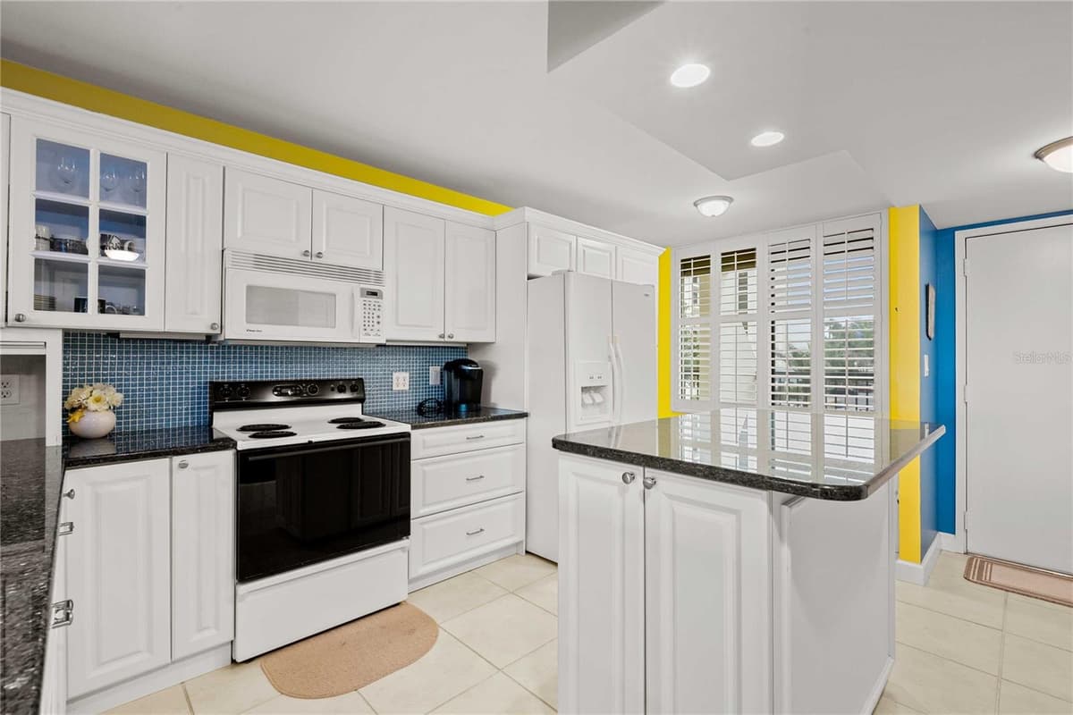 9525 BLIND PASS ROAD — photo 5 of 49
