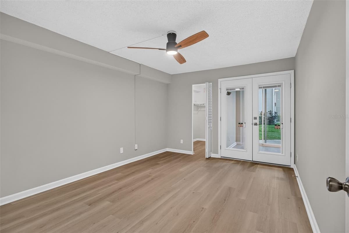 4885 1ST STREET — photo 12 of 22