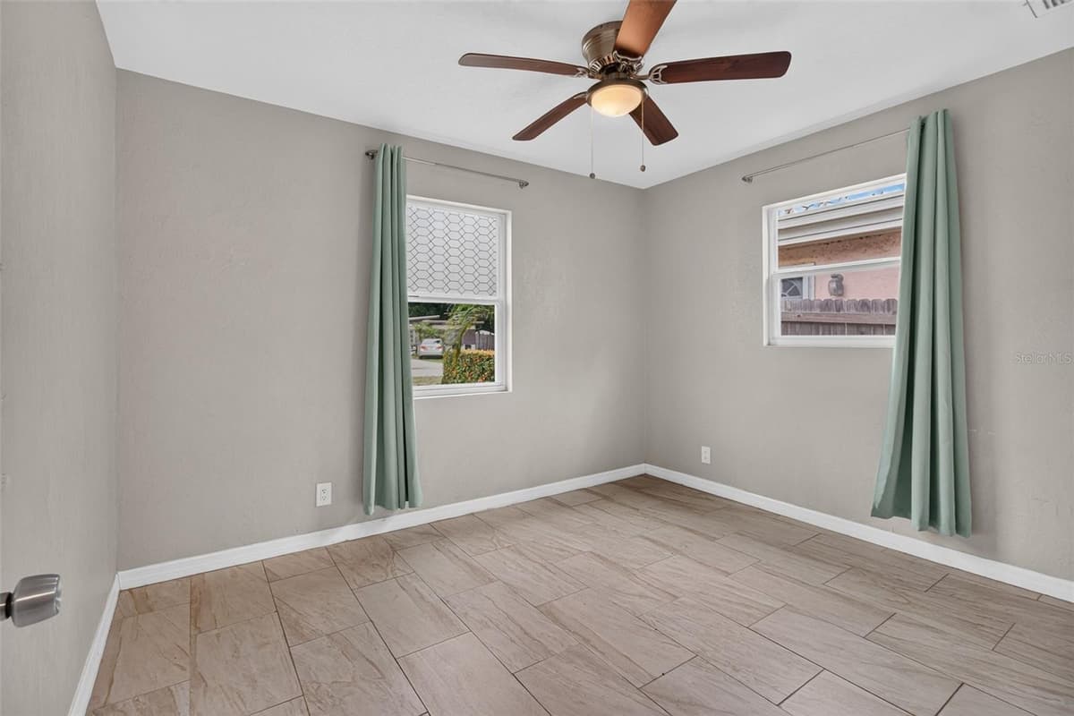 4529 73RD STREET — photo 14 of 22