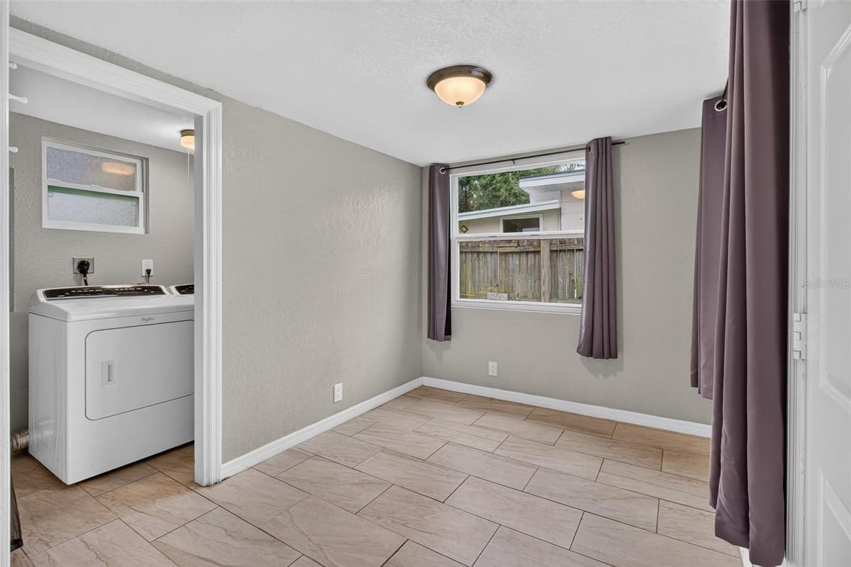 4529 73RD STREET — photo 11 of 22
