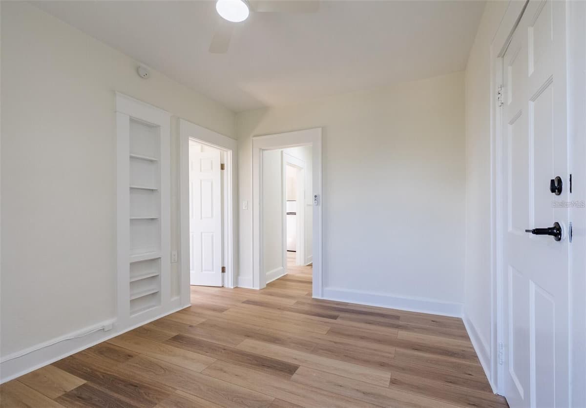 218 PINELLAS AVENUE — photo 18 of 25