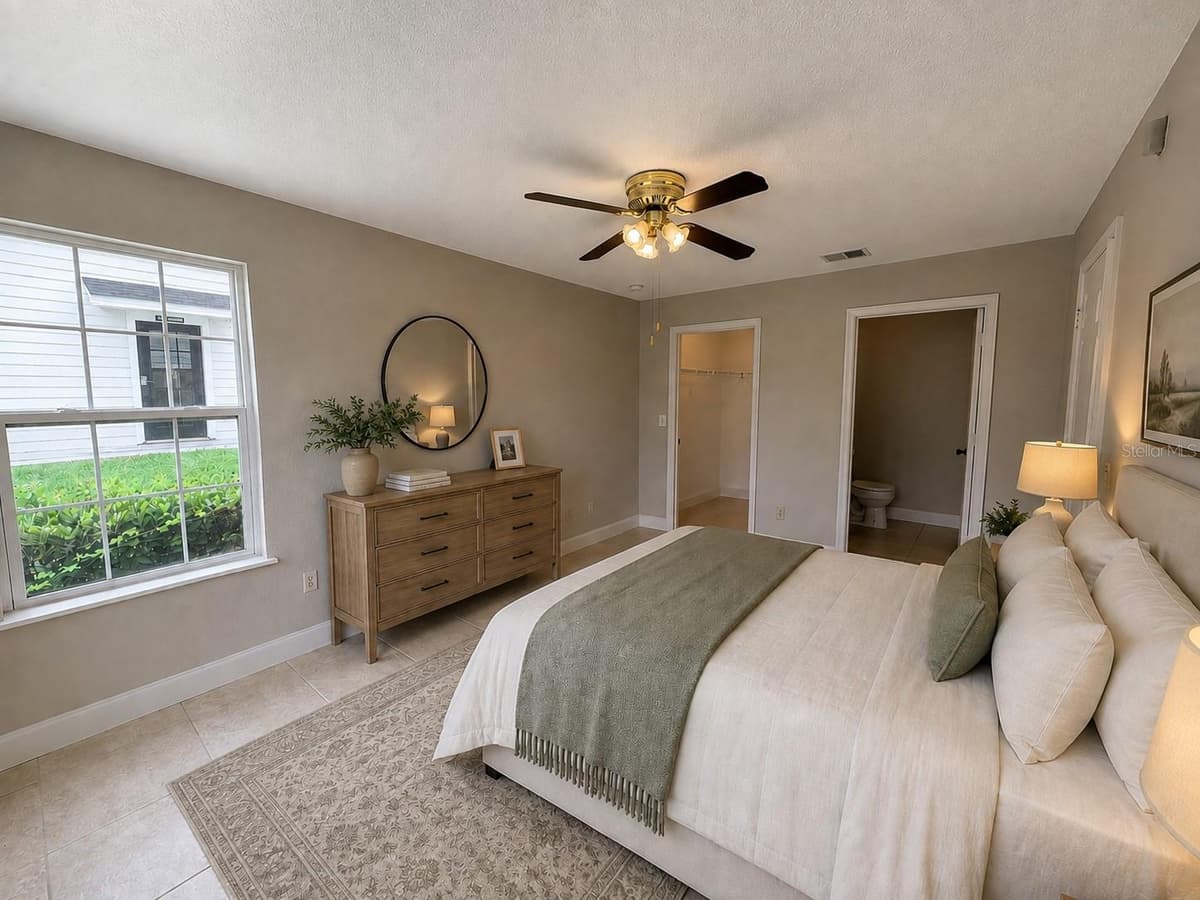 2550 ALAFAYA TRAIL — photo 10 of 19