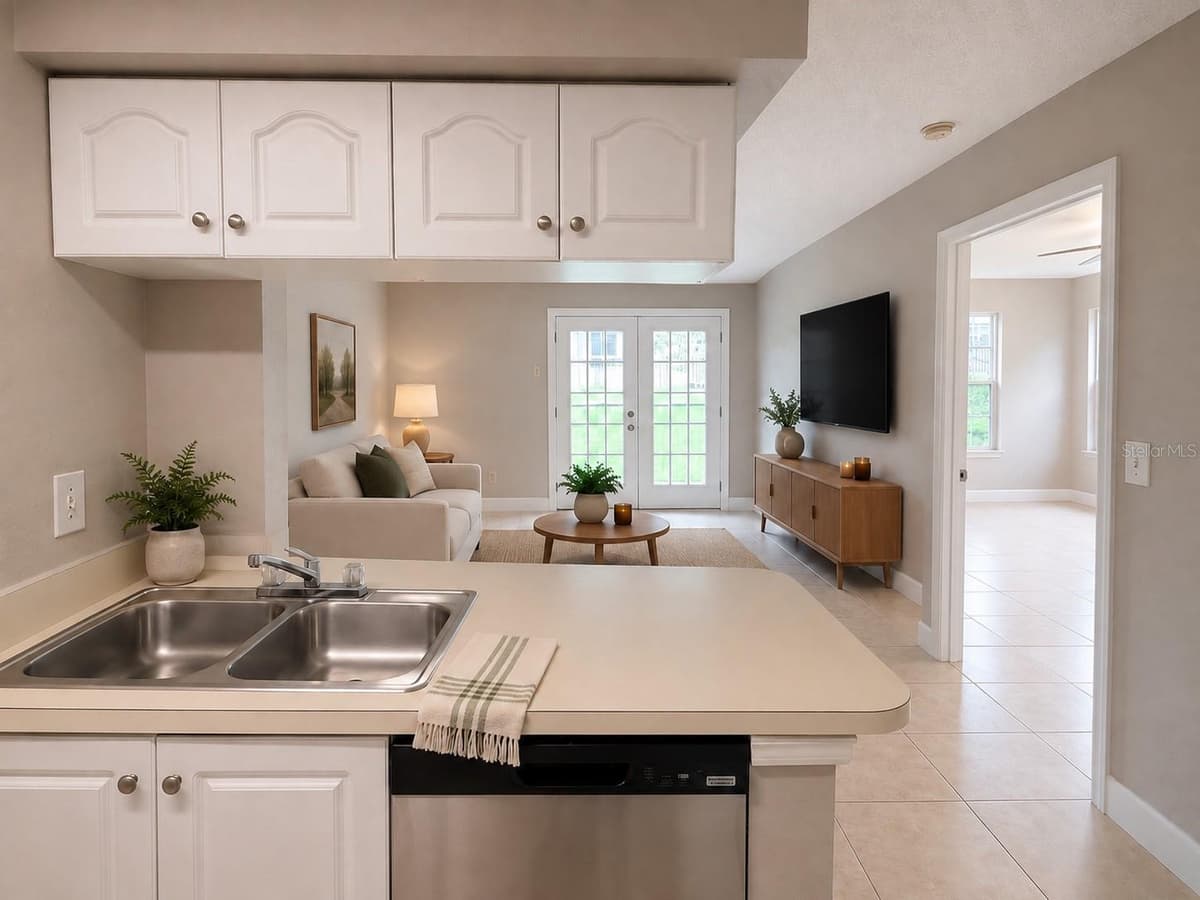 2550 ALAFAYA TRAIL — photo 3 of 19