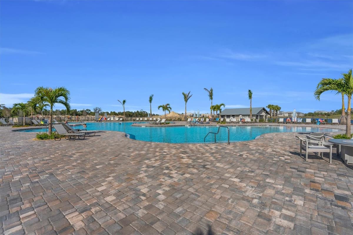 14680 SYCAMORE COURT — photo 42 of 65