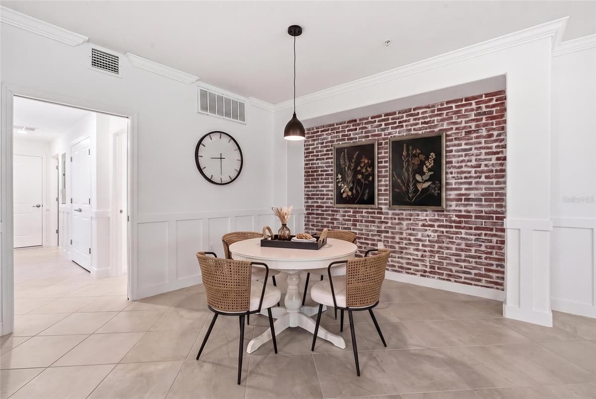 14680 SYCAMORE COURT — photo 14 of 65