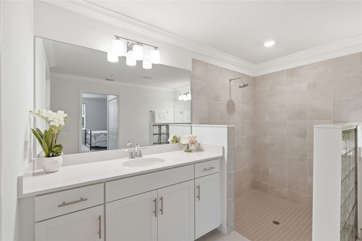 14680 SYCAMORE COURT — photo 22 of 65