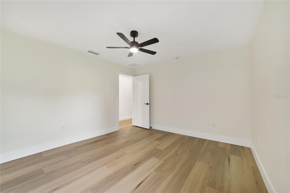 412 BOYD STREET — photo 44 of 52