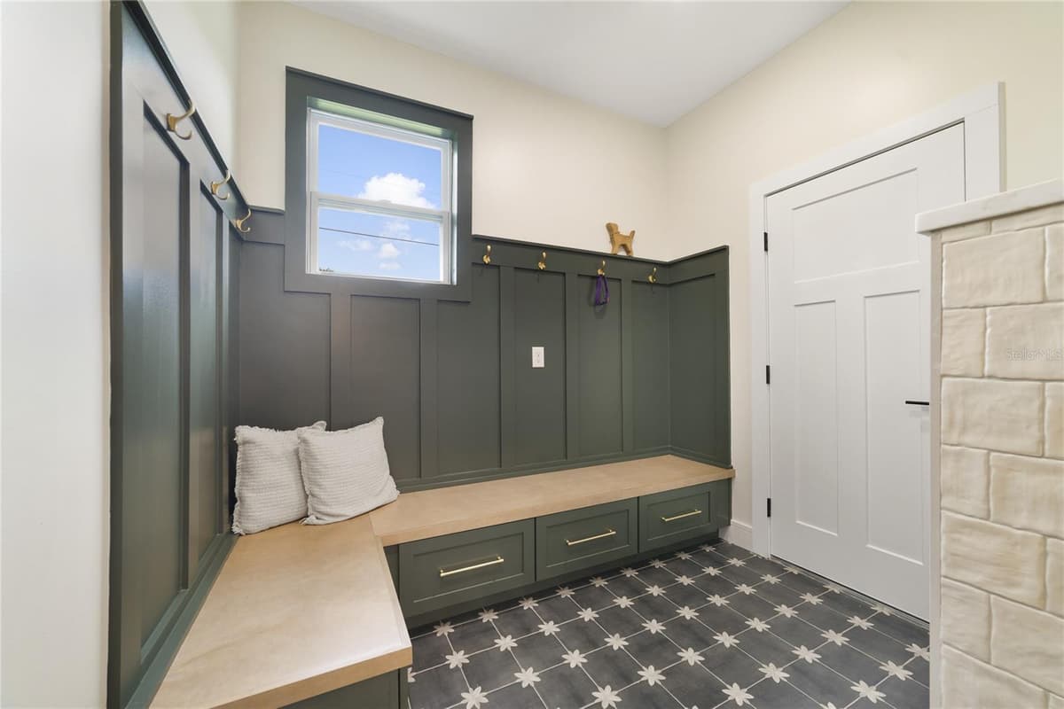 412 BOYD STREET — photo 24 of 52