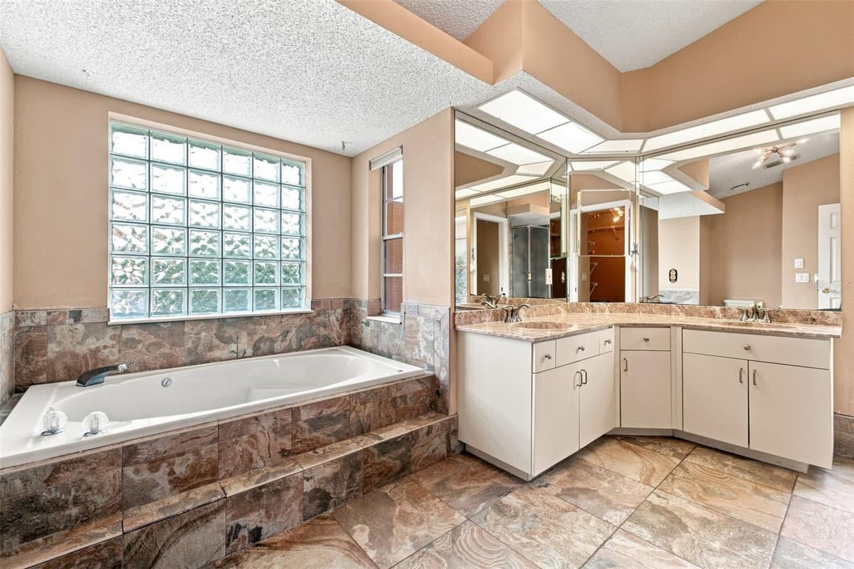 13513 WOODSIDE DRIVE — photo 14 of 23