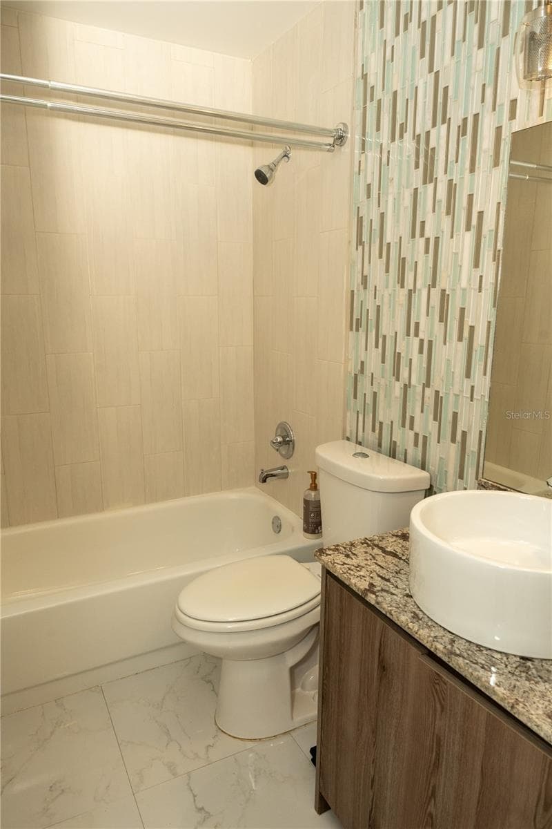 10740 12TH MANOR — photo 29 of 43