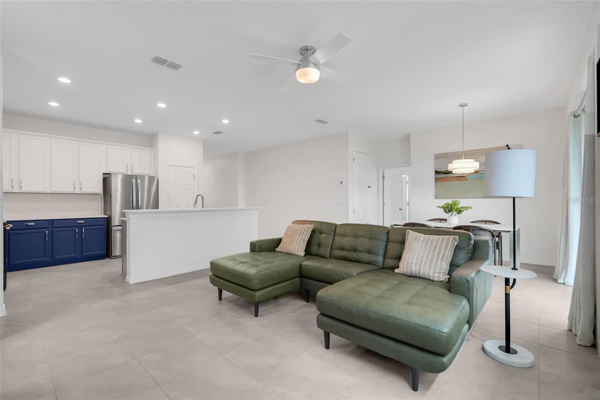 645 BLACK EAGLE DRIVE — photo 16 of 37