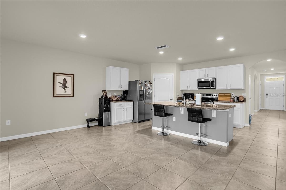 285 SUMMERSHORE DRIVE — photo 13 of 29