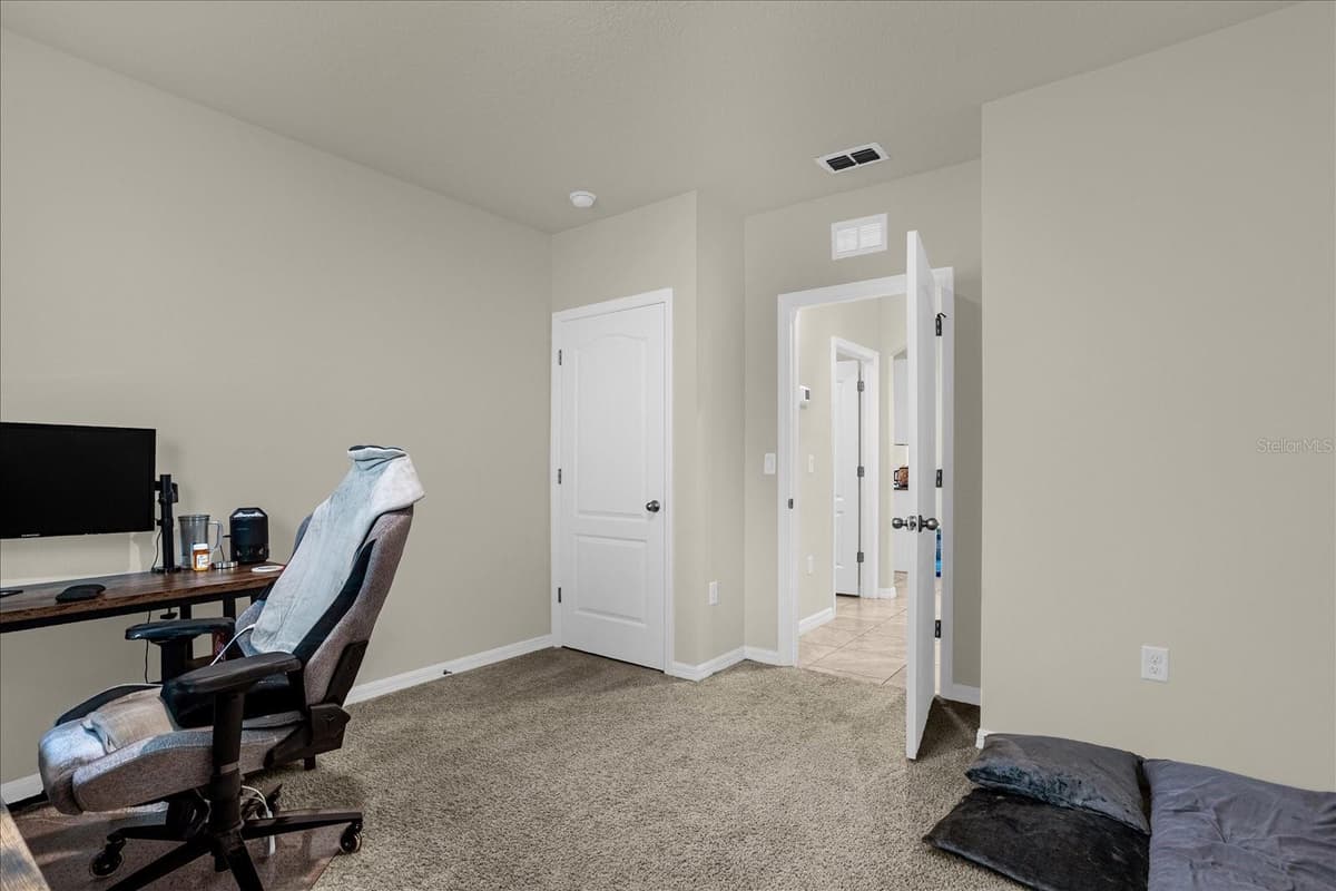 285 SUMMERSHORE DRIVE — photo 11 of 29