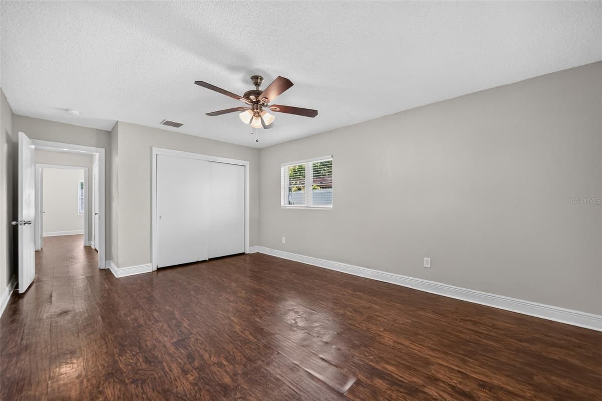 351 STARLING ROAD — photo 15 of 30