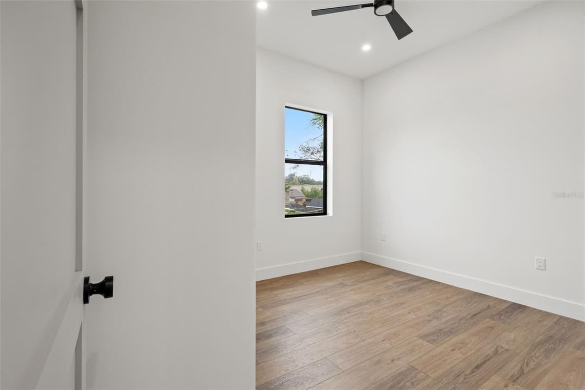 5203 9TH STREET — photo 40 of 67