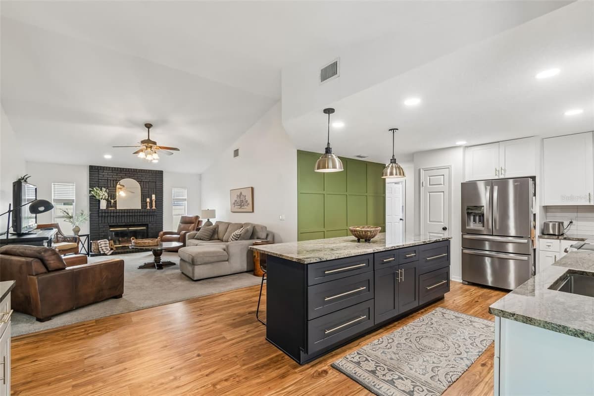 3813 POLUMBO DRIVE — photo 11 of 56